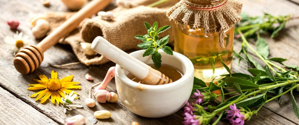 natural ingredients and royal jelly